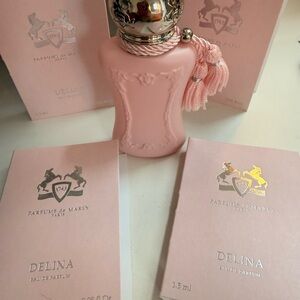 Delina Fragrance - Soft Pink